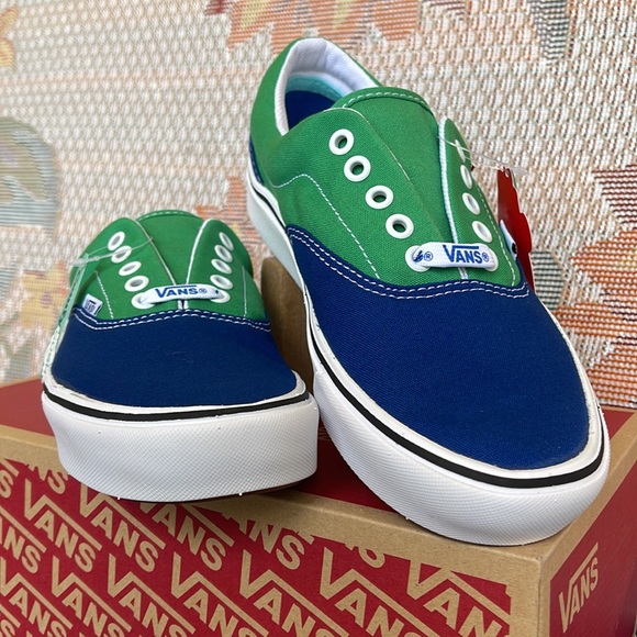 Vans WMNS 
Vans Comfycush Era Colorblock Multi VNOA3WM9
NWT Sneakers - Picture 7 of 16